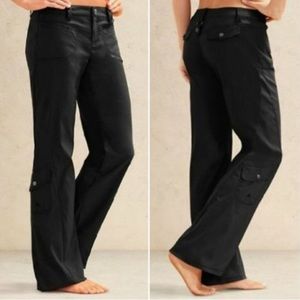 Athleta | Dipper | Hiking Cargo Pants | stretch nylon | 6 pockets